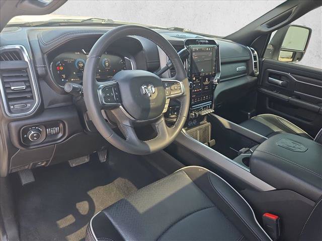 Used 2025 RAM 2500 Laramie AWD/4WD image 10