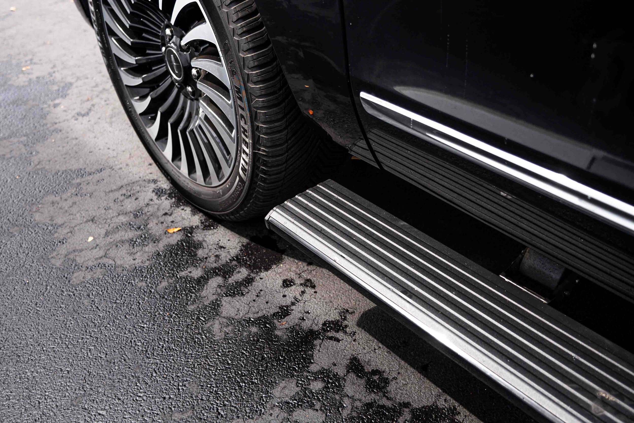 Used 2021 Lincoln Navigator L Black Label w/ Cargo Convenience Package AWD/4WD image 23