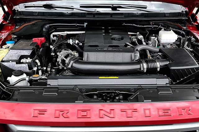 Certified 2024 Nissan Frontier SL RWD image 30