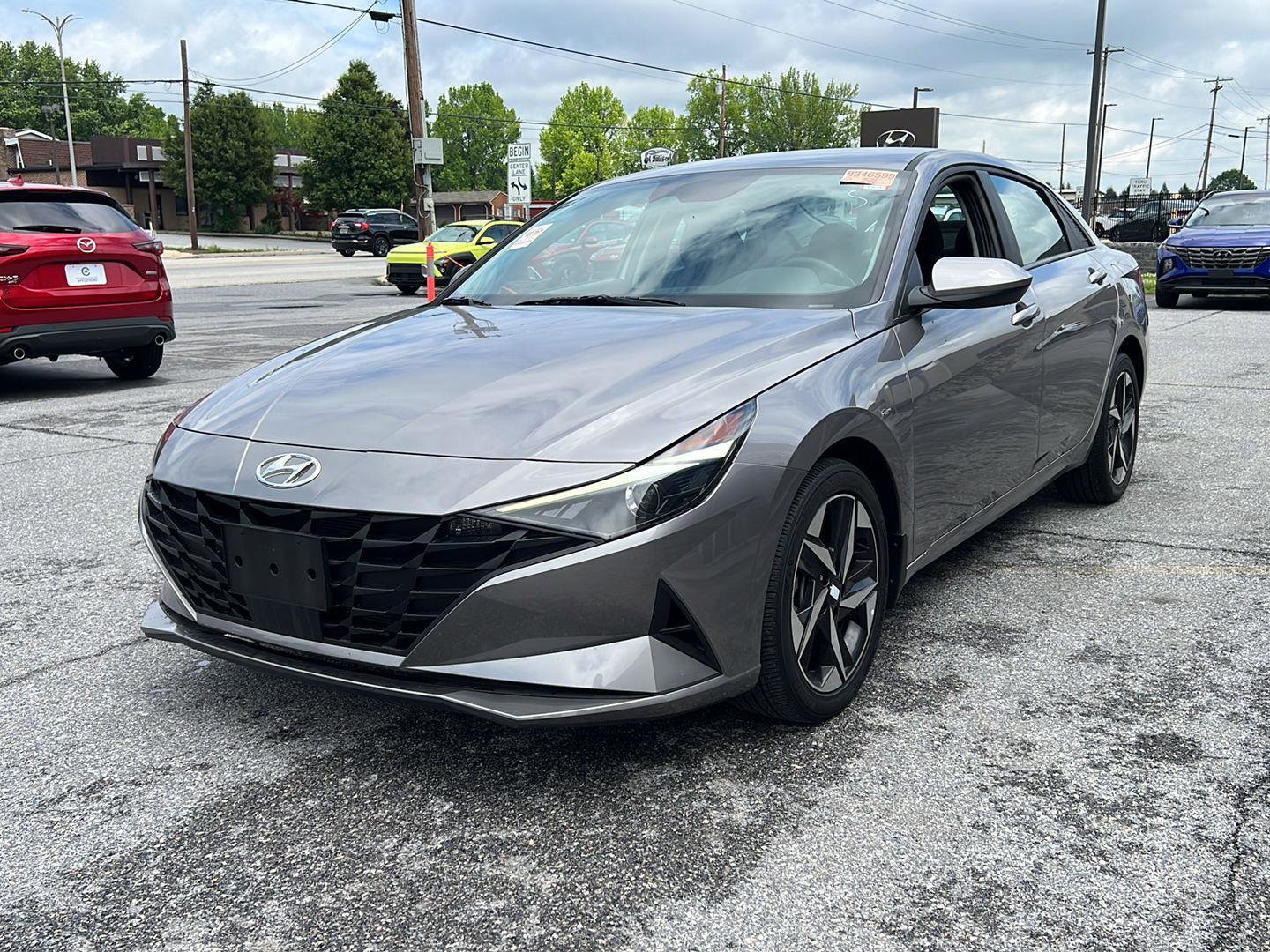 Used 2023 Hyundai Elantra SEL w/ Convenience Package
