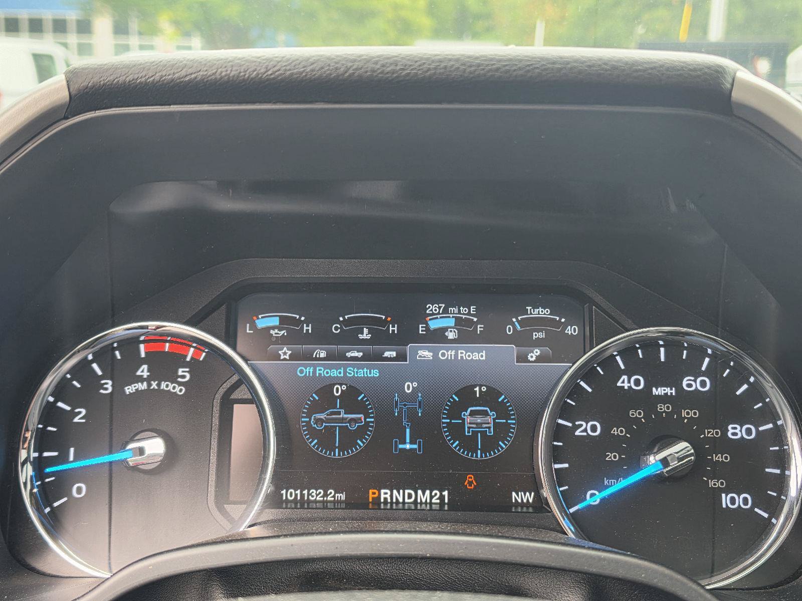 Used 2017 Ford F250 Lariat w/ Lariat Ultimate Package AWD/4WD image 24
