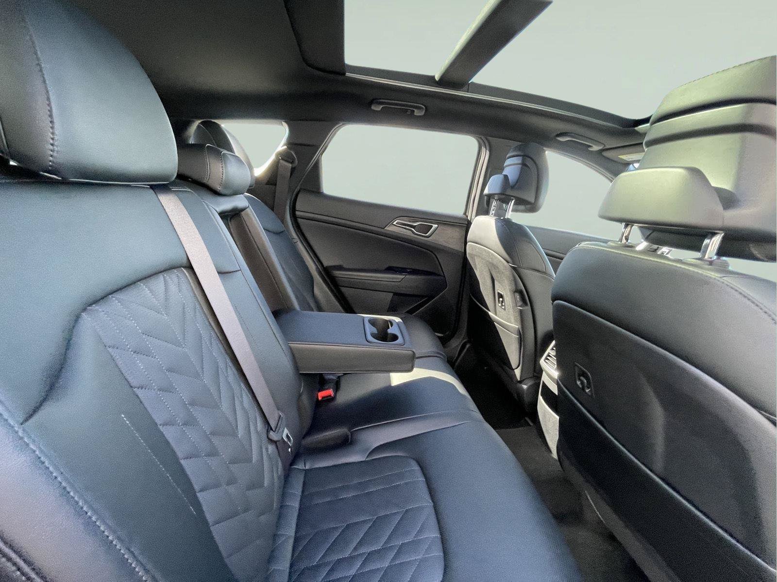 Used 2024 Kia Sportage X-Line w/ X-Line Premium Package AWD/4WD image 23