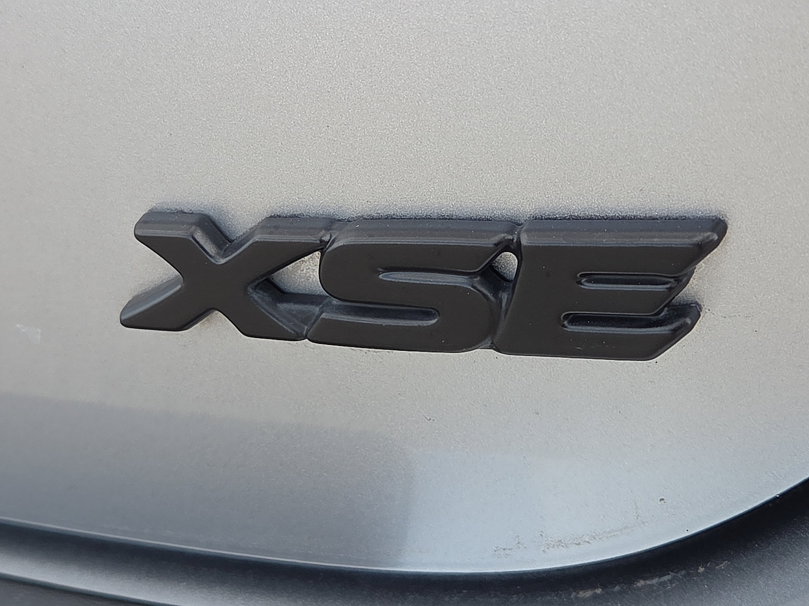 Used 2024 Toyota Camry XSE FWD image 8