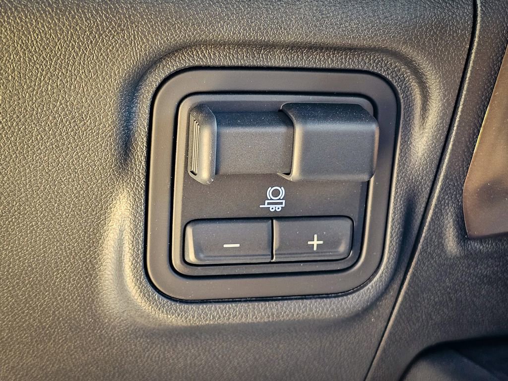 Used 2024 GMC Hummer EV 2X w/ LPO, Storage Package image 38