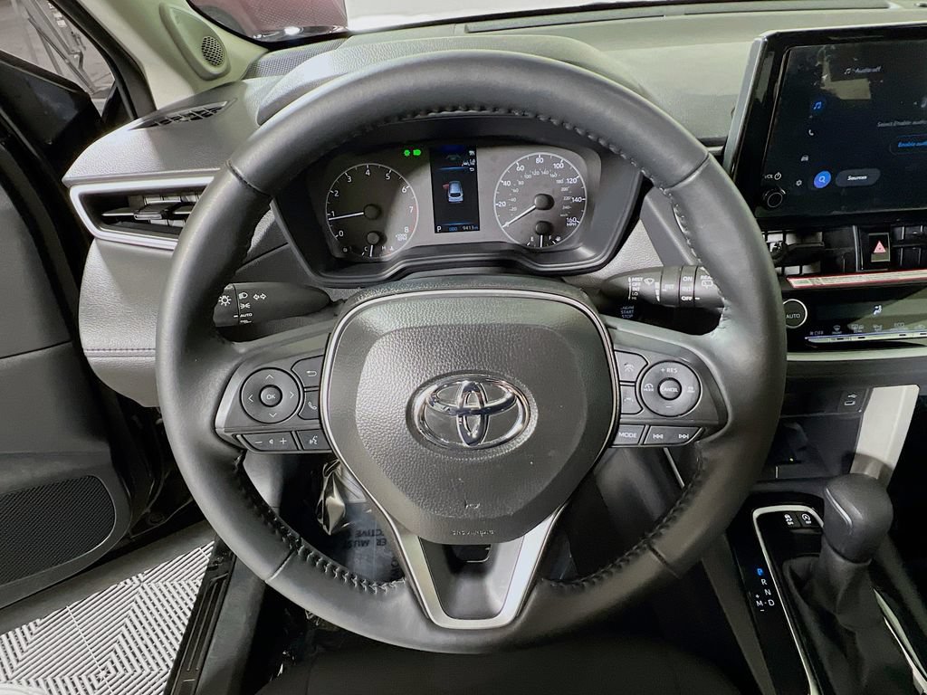 Certified 2025 Toyota Corolla Cross LE w/ Moonroof Package AWD/4WD image 10