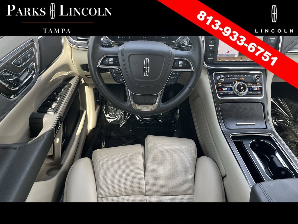 Used 2017 Lincoln Continental Reserve w/ Technology Package image 17