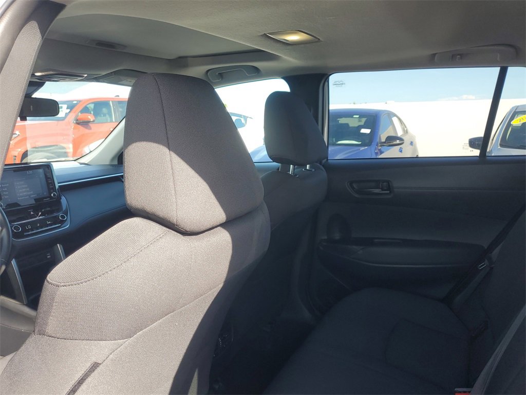 Used 2022 Toyota Corolla Cross LE image 11