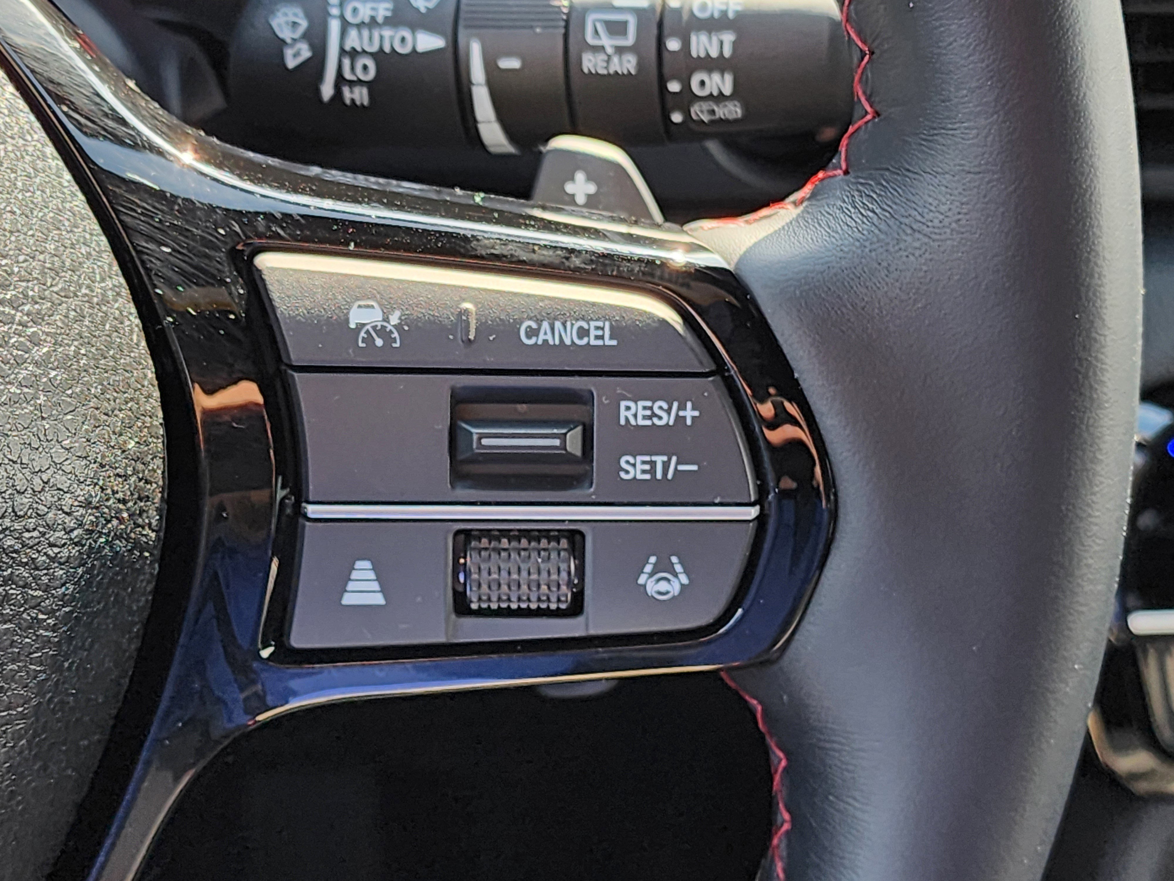 Certified 2025 Honda Pilot Black Edition image 19