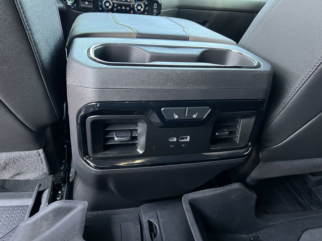 Used 2024 Chevrolet Silverado 1500 ZR2 w/ Technology Package AWD/4WD image 32