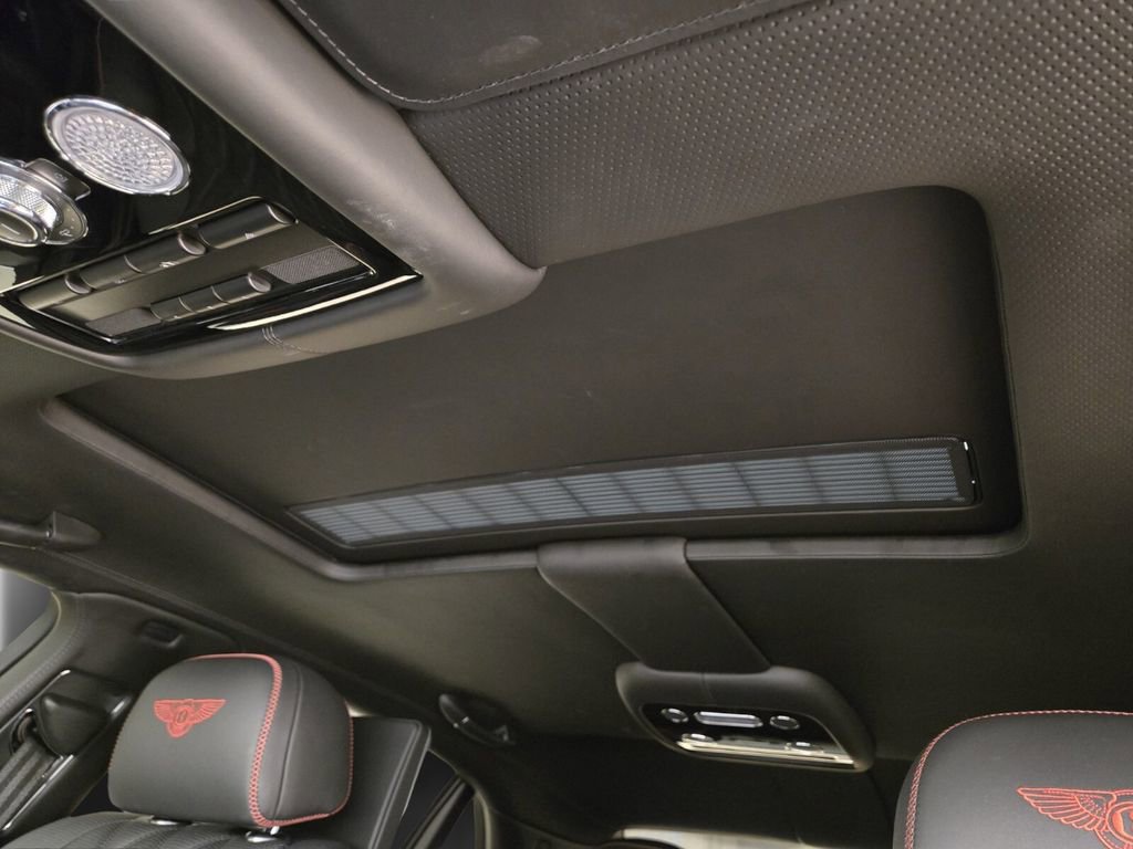 Used 2015 Bentley Flying Spur V8 image 16