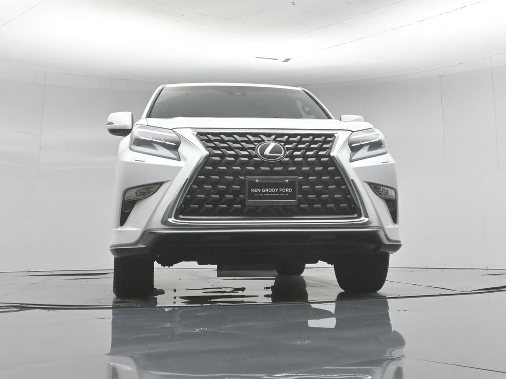 Used 2023 Lexus GX 460 Luxury w/ Sport Design Package AWD/4WD image 57