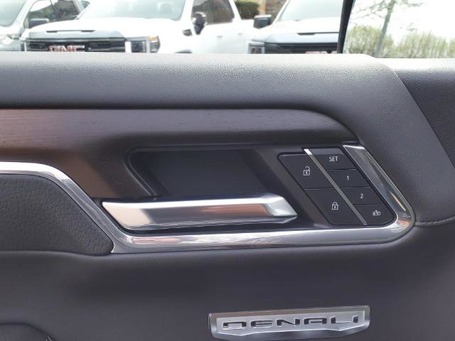 New 2024 GMC Sierra 1500 Denali w/ Technology Package image 16