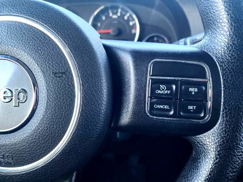 Used 2015 Jeep Wrangler Sport image 21