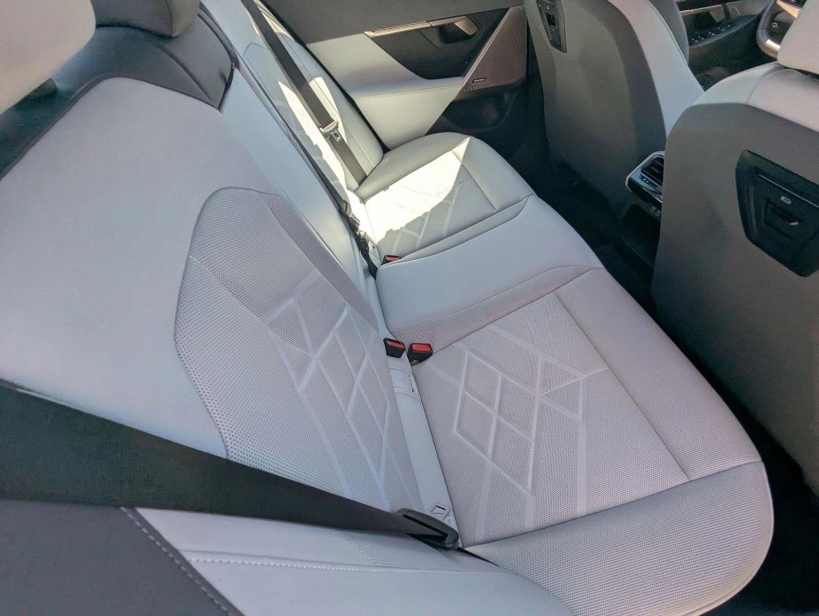 Certified 2024 BMW 530i xDrive w/ Premium Package AWD/4WD image 20