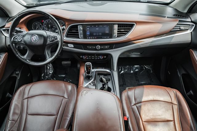 Used 2020 Buick Enclave Avenir w/ Avenir Technology Package AWD/4WD image 21