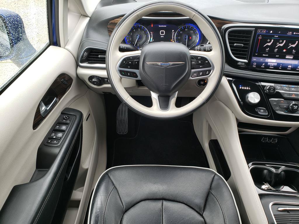 Certified 2021 Chrysler Pacifica Limited w/ Premium & Safety Sphere Group AWD/4WD image 14