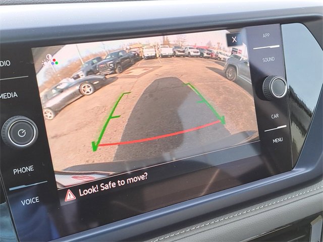 Used 2024 Volkswagen Taos SE image 20