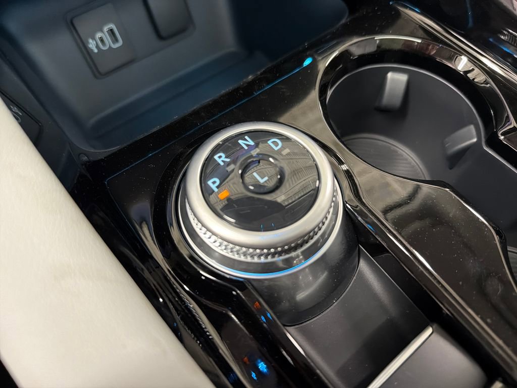 New 2026 Ford Explorer Platinum image 28