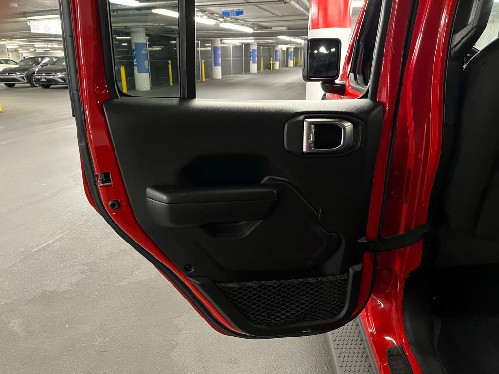 Used 2021 Jeep Wrangler Unlimited Sport image 15