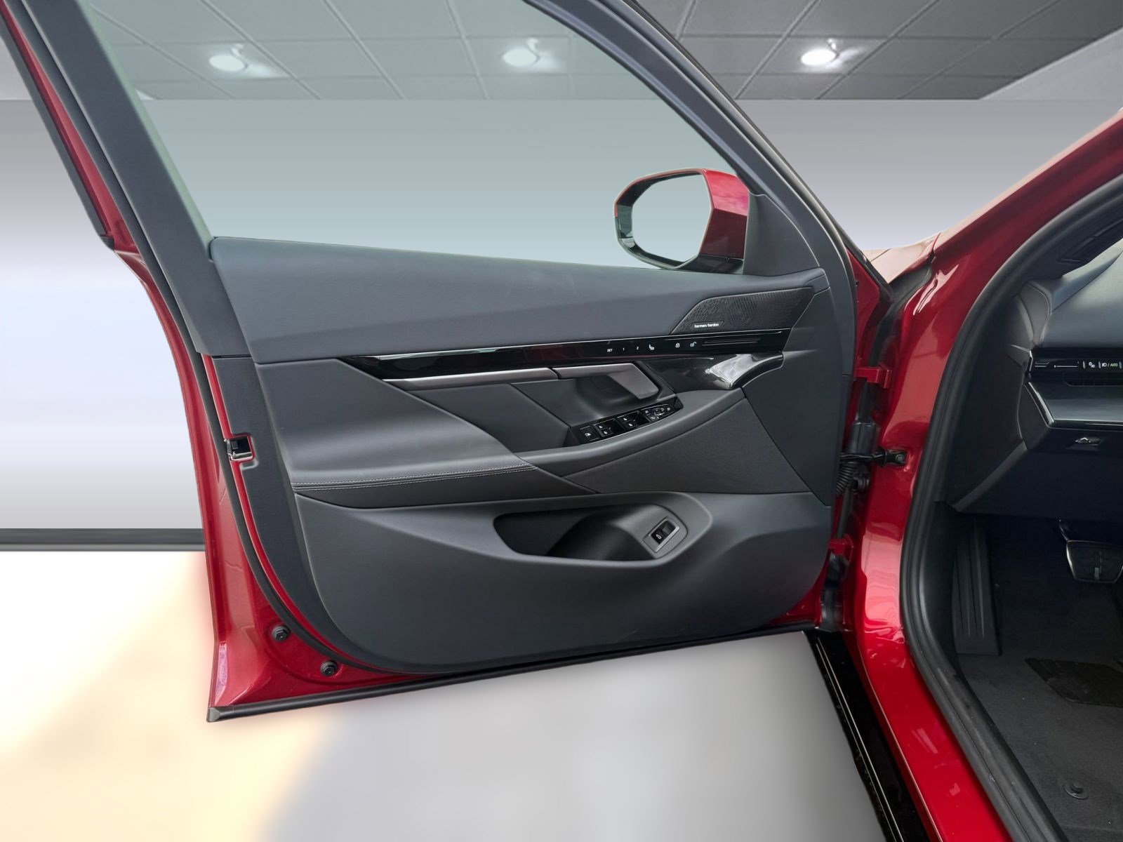 Used 2026 BMW 530i w/ M Sport Package image 22