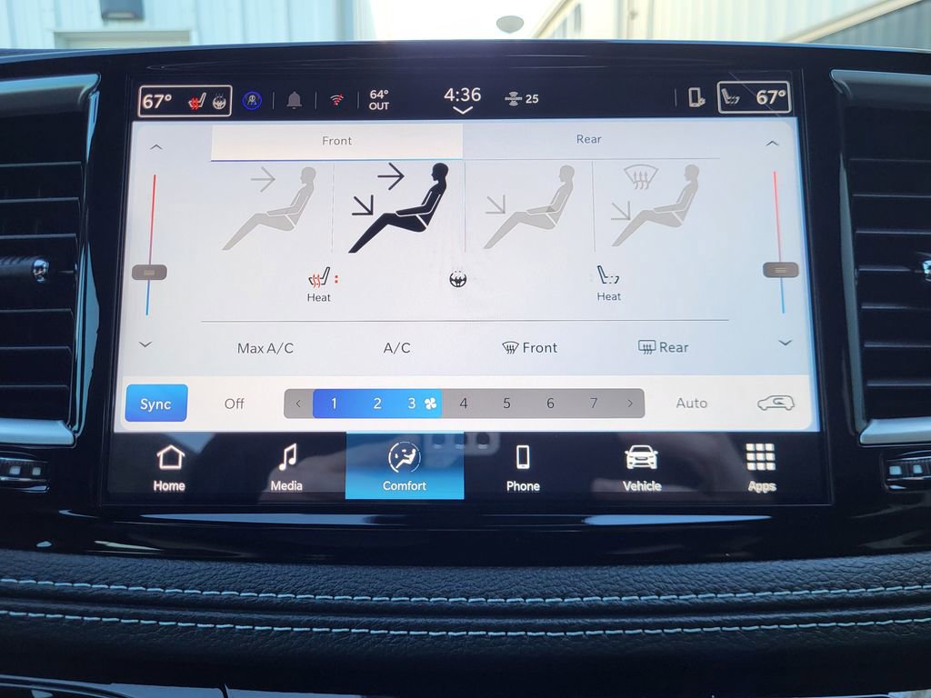 New 2026 Chrysler Pacifica Select image 17