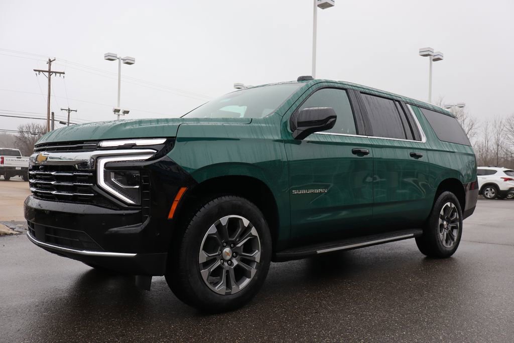 New 2026 Chevrolet Suburban LT image 6