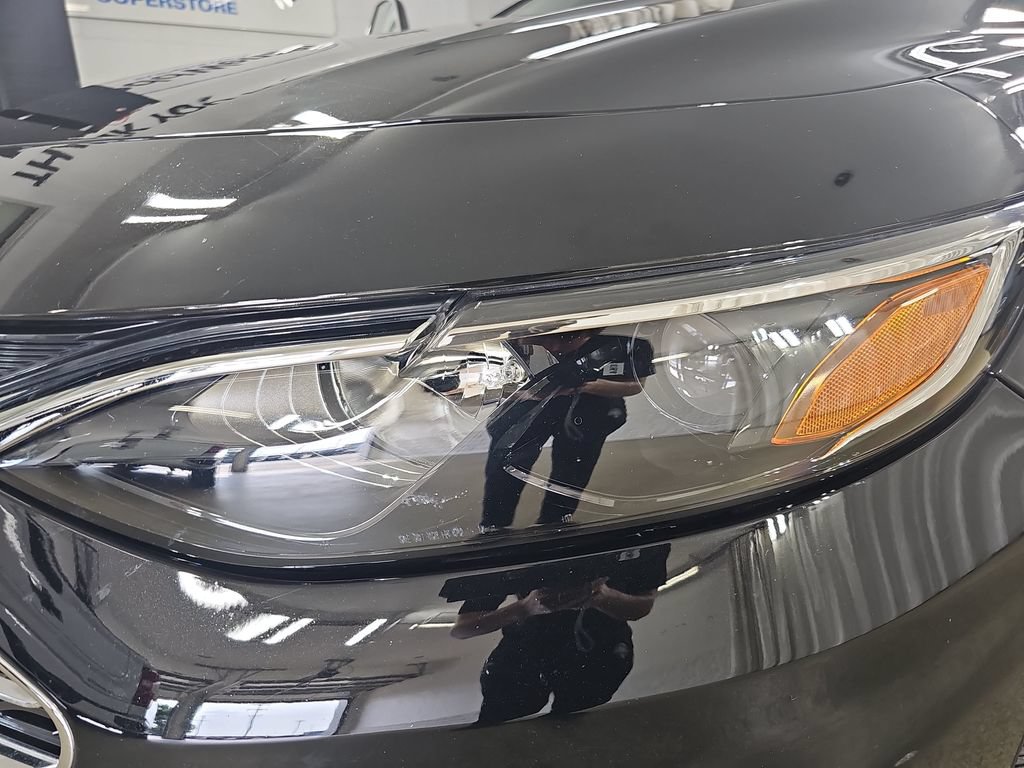 Certified 2022 Chevrolet Malibu LT FWD image 36