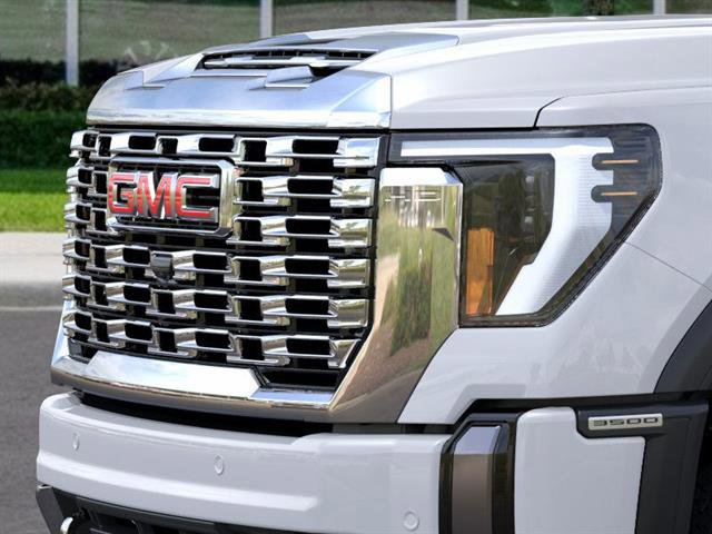 New 2026 GMC Sierra 3500 Denali w/ Denali Reserve Package image 13