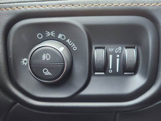 Used 2022 RAM 3500 Limited image 37