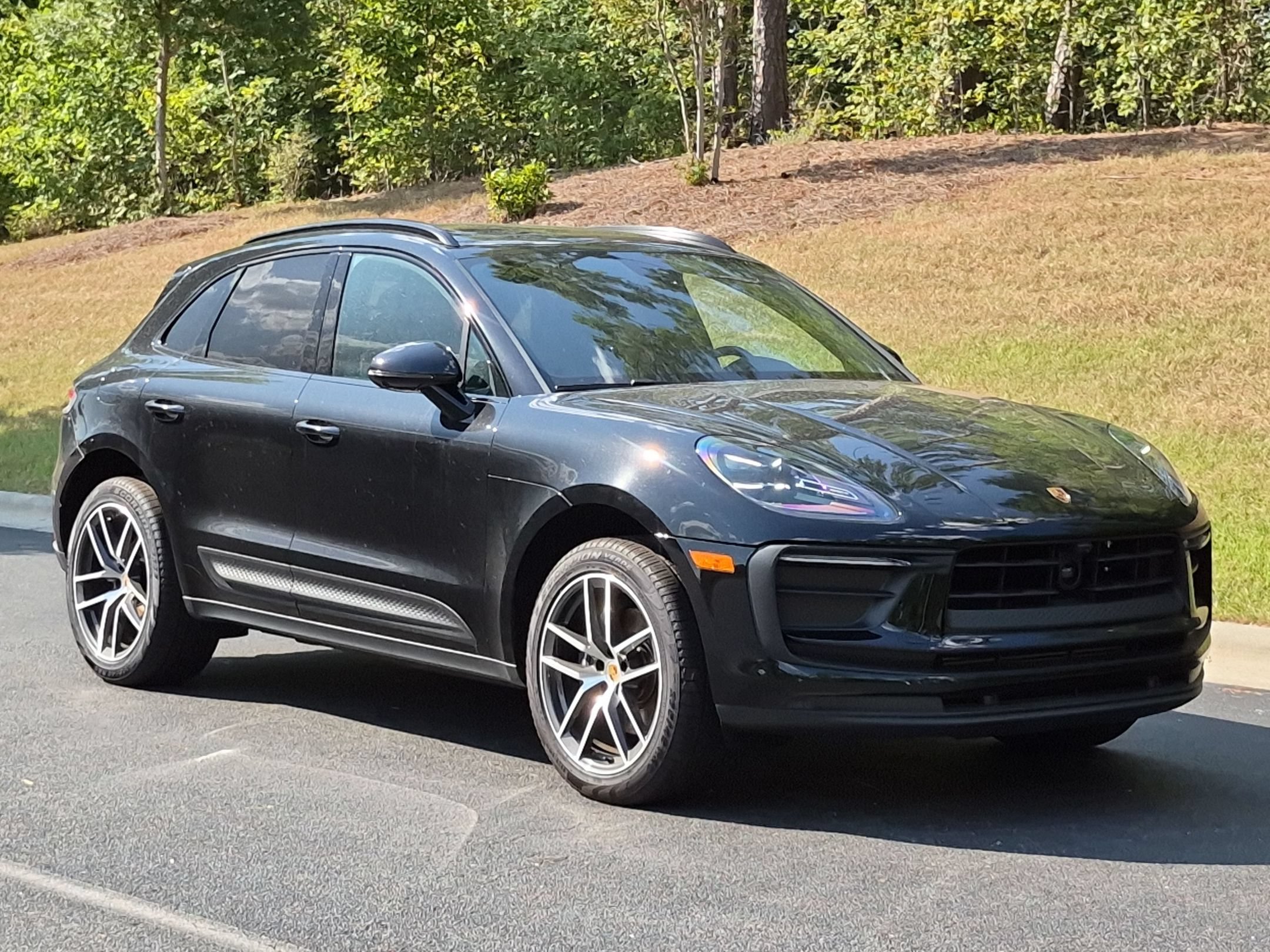 Used 2026 Porsche Macan AWD/4WD image 23