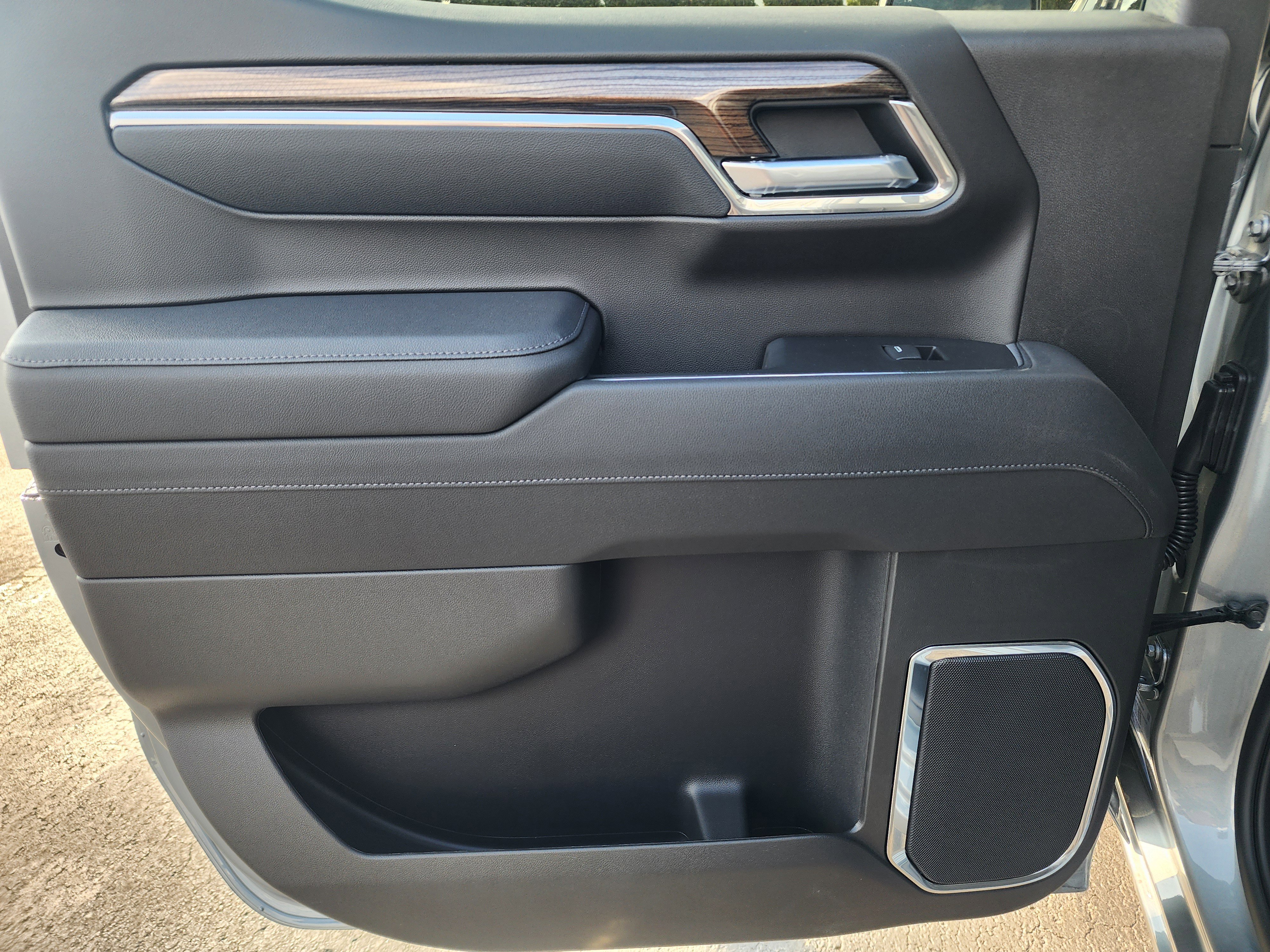 New 2026 Chevrolet Silverado 1500 LT Trail Boss w/ LT Trail Boss Premium Package image 17