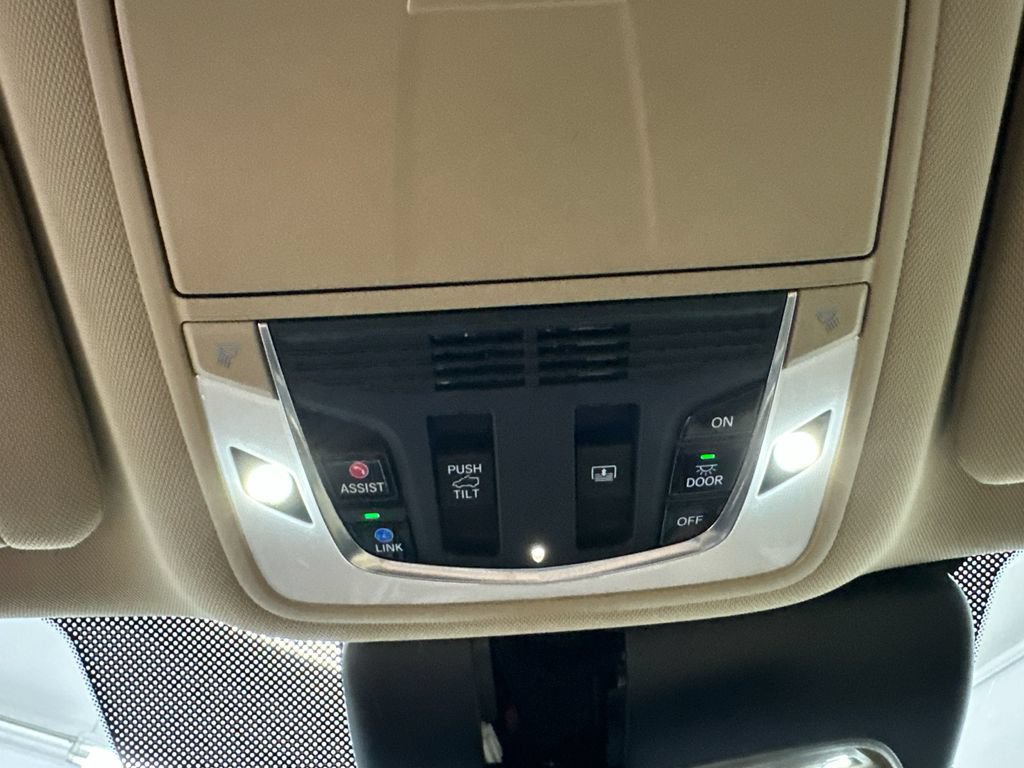 Used 2021 Acura RDX FWD image 33