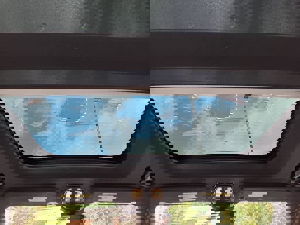 Certified 2023 Volvo XC90 T8 Plus w/ Protection Package Premier image 42