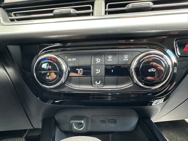 Certified 2024 Chevrolet Trax LT image 42