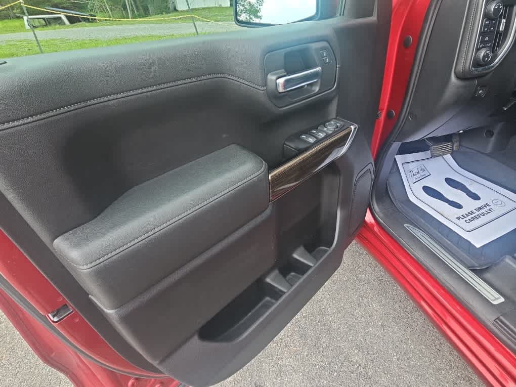 Used 2019 Chevrolet Silverado 1500 LT w/ All-Star Edition AWD/4WD image 9