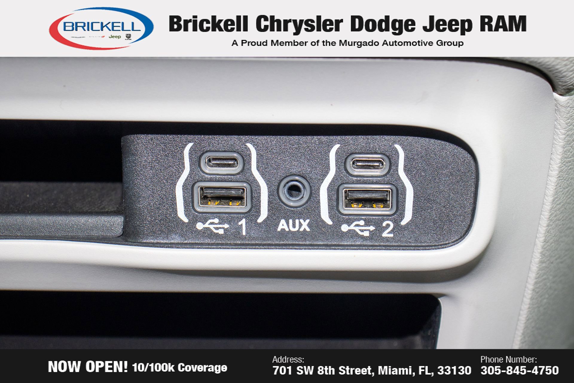 Used 2024 Chrysler Pacifica Touring-L image 24