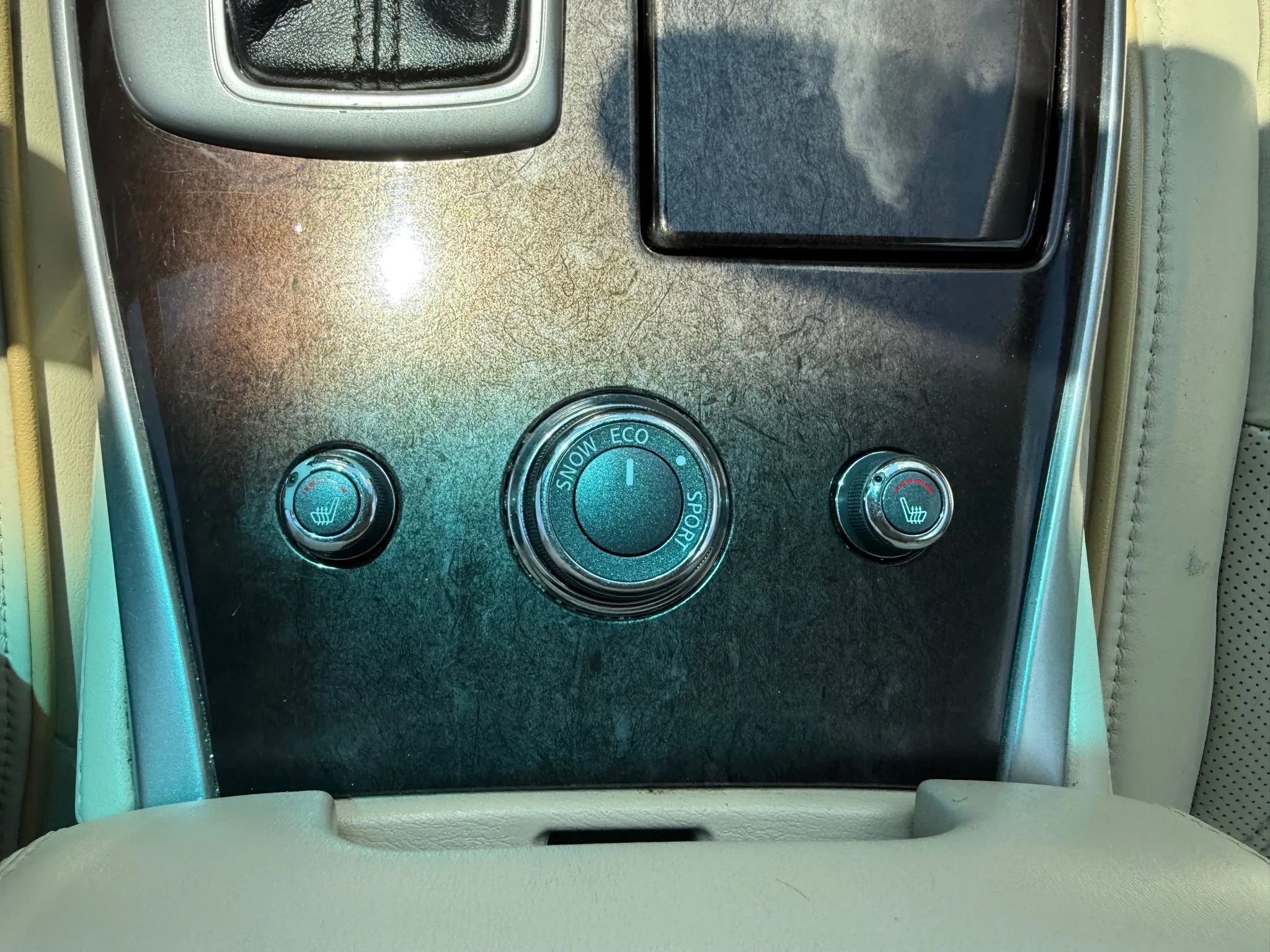 Used 2015 INFINITI QX60 AWD w/ Premium Plus Package image 22