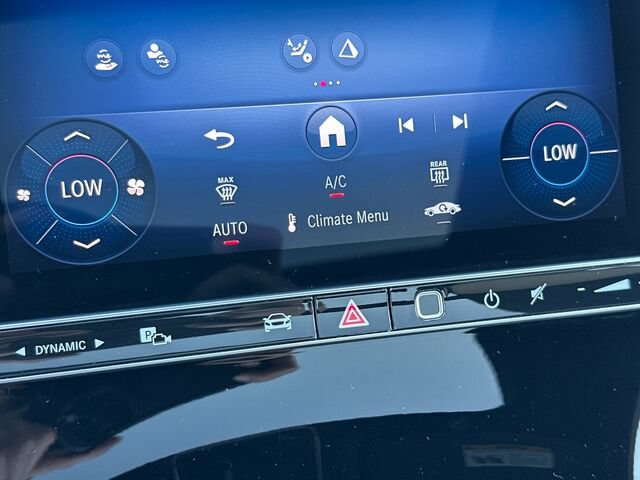 Certified 2026 Mercedes-Benz GLC 300 4MATIC image 24