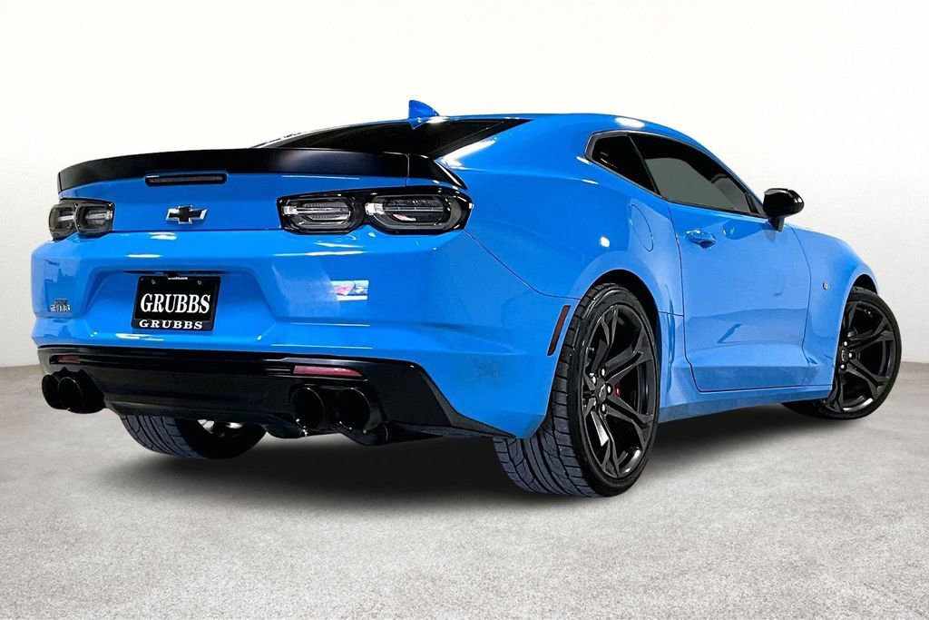 Used 2023 Chevrolet Camaro SS image 2
