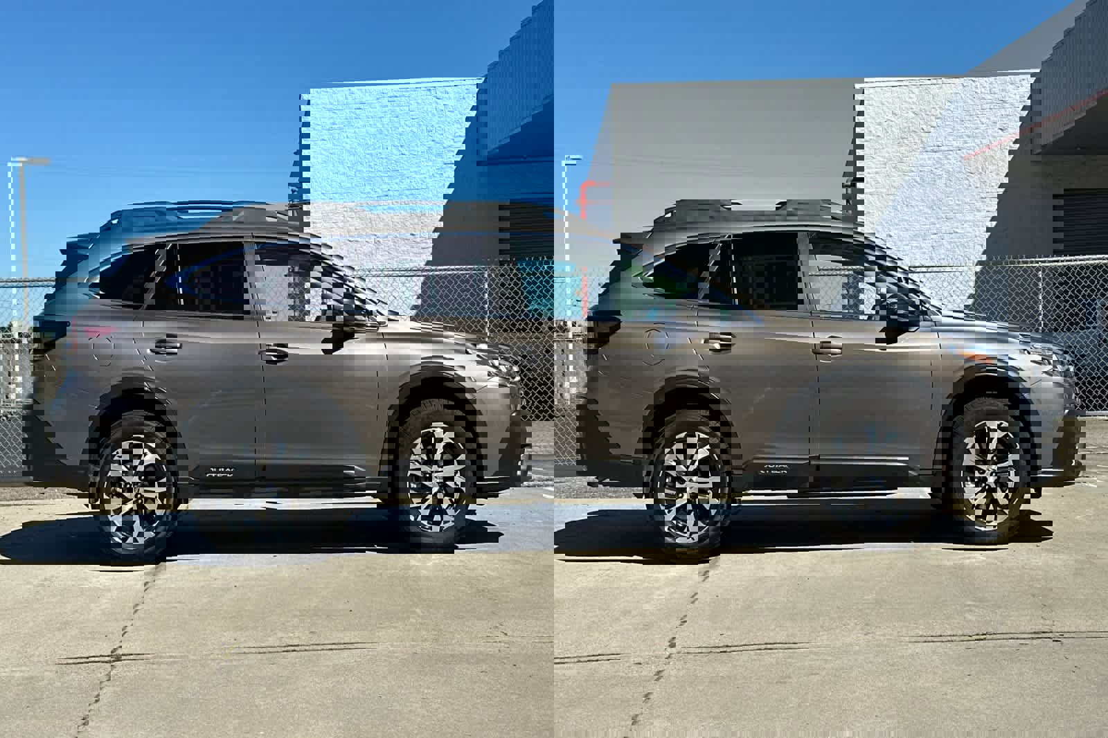 Certified 2021 Subaru Outback Limited XT w/ Popular Package #2 image 2