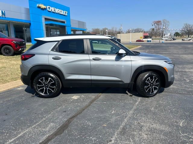 Used 2025 Chevrolet TrailBlazer ACTIV w/ Driver Confidence Package image 10