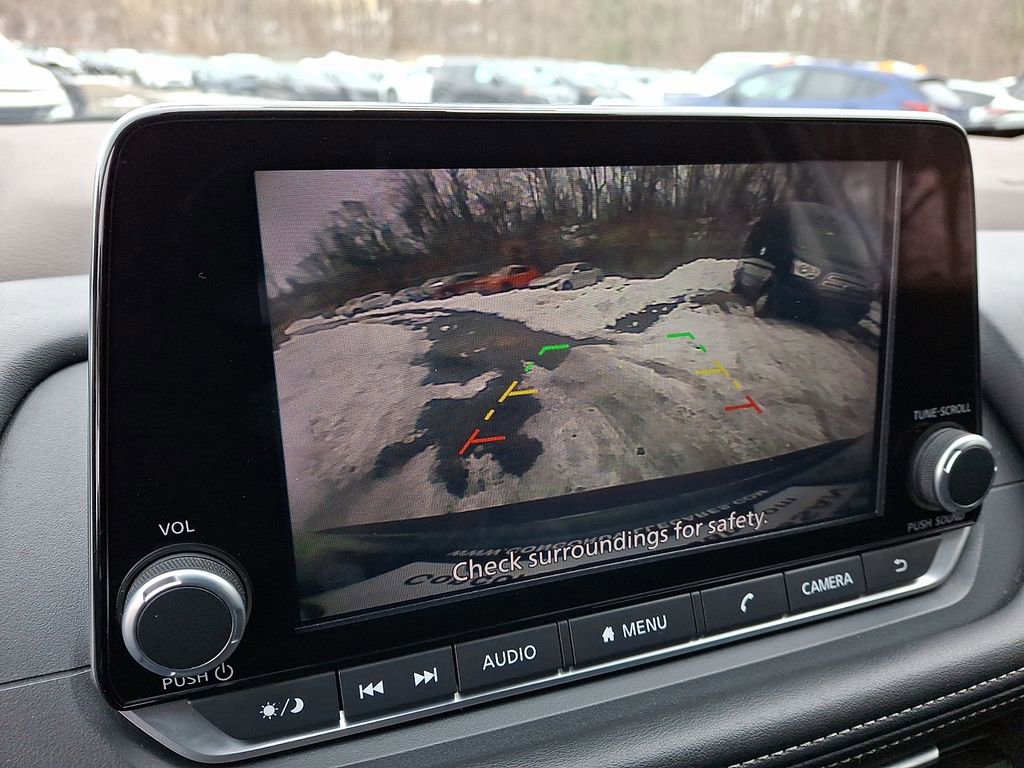 Used 2023 Nissan Rogue S image 17