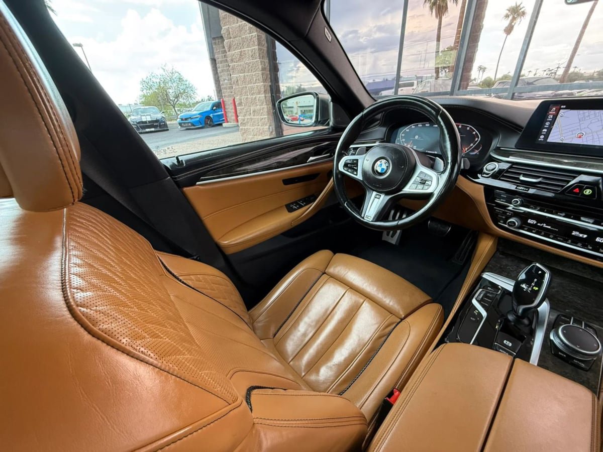 Used 2020 BMW M550i xDrive w/ Executive Package AWD/4WD image 46