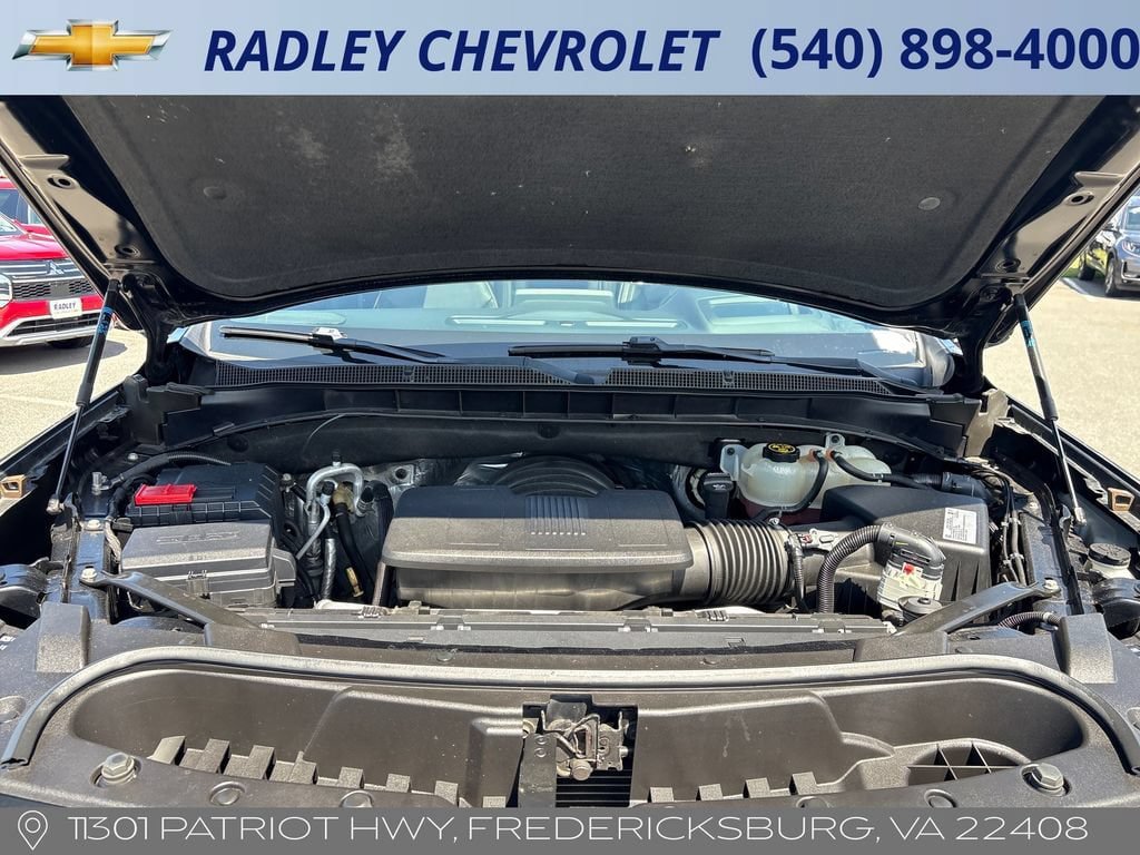 Used 2021 Chevrolet Tahoe Premier w/ Premium Package AWD/4WD image 16