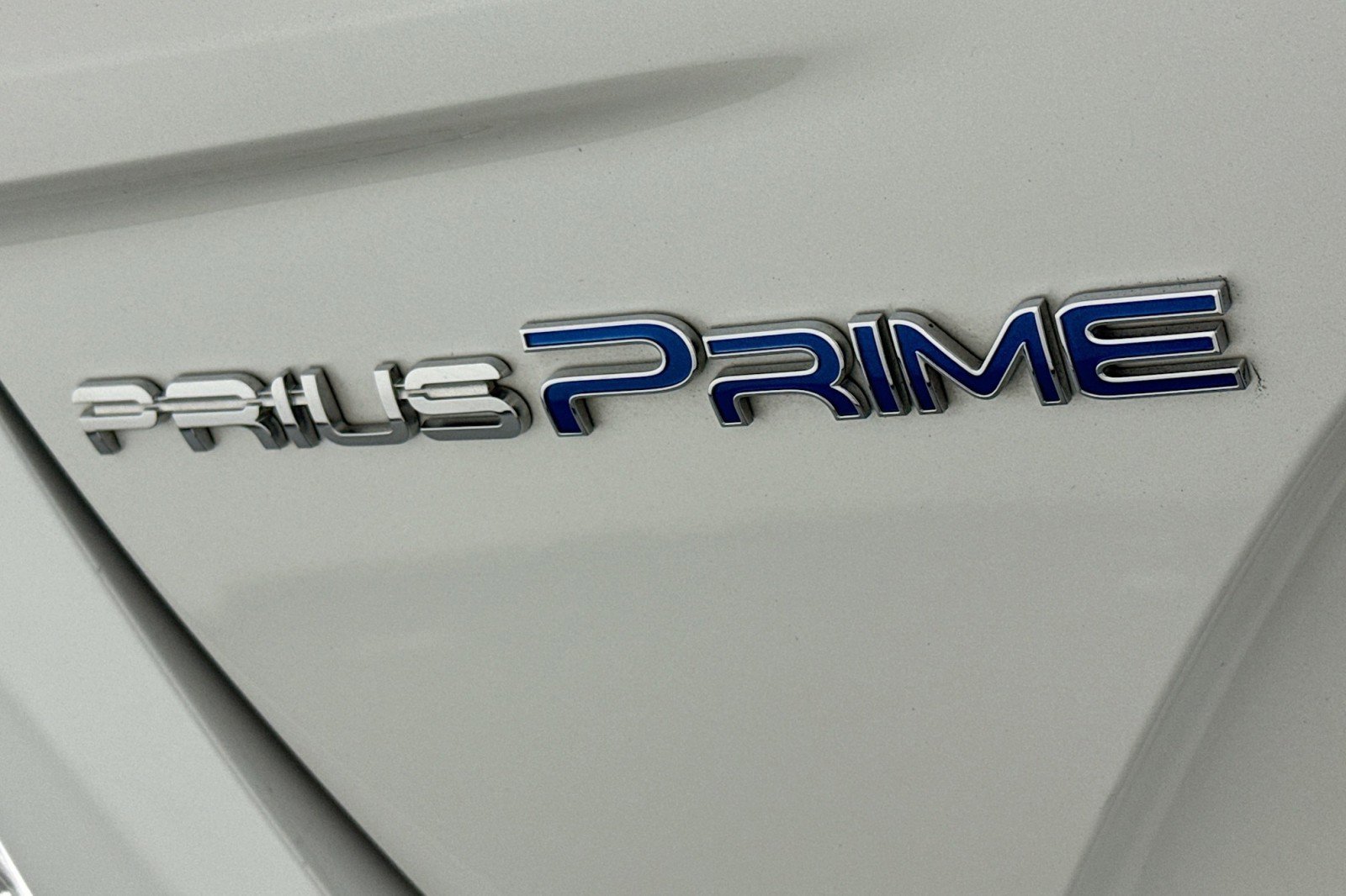 Used 2022 Toyota Prius Prime XLE image 9