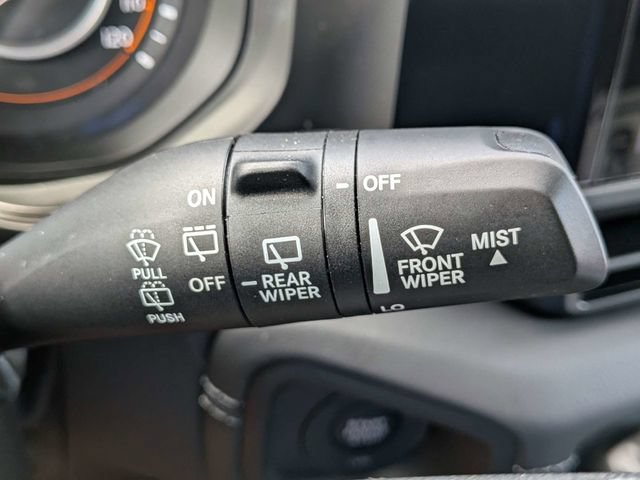 Certified 2025 Jeep Wrangler Rubicon w/ Safety Group AWD/4WD image 30