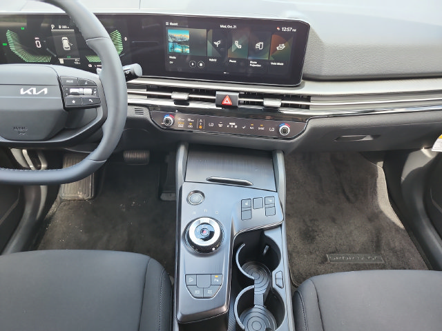 New 2027 Kia Sportage S FWD image 19