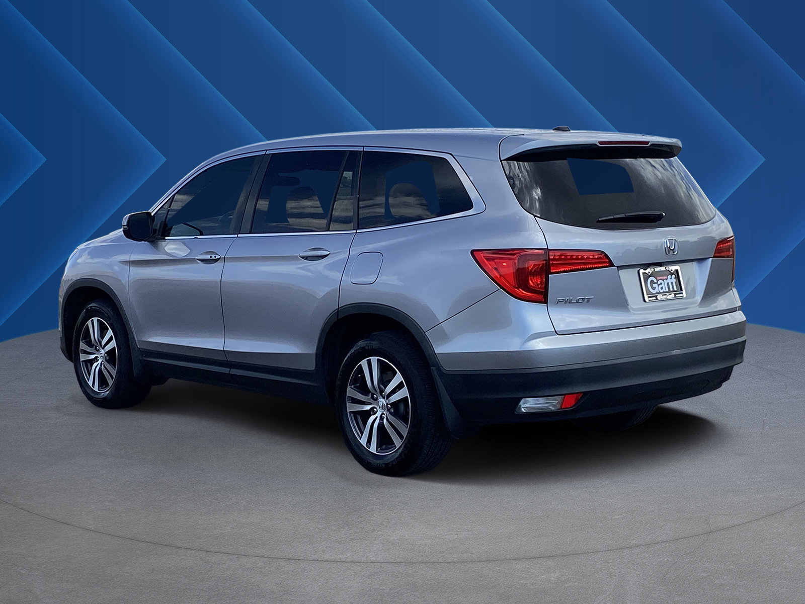 Used 2018 Honda Pilot EX image 5