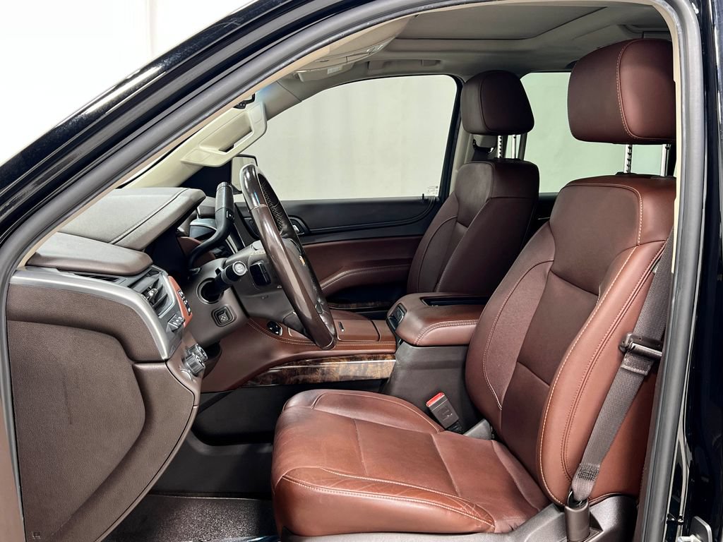 Used 2018 Chevrolet Suburban Premier AWD/4WD image 14