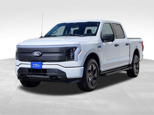 Certified 2024 Ford F150 Lightning XLT AWD/4WD image 4